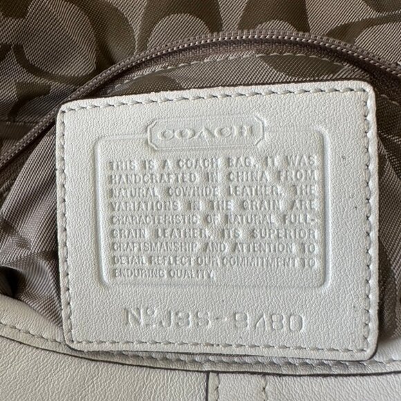 COACH Vintage Soho Soft Duffle Leather Crossbody Shoulder Bag Cream Silver 9480 - Picture 15 of 16